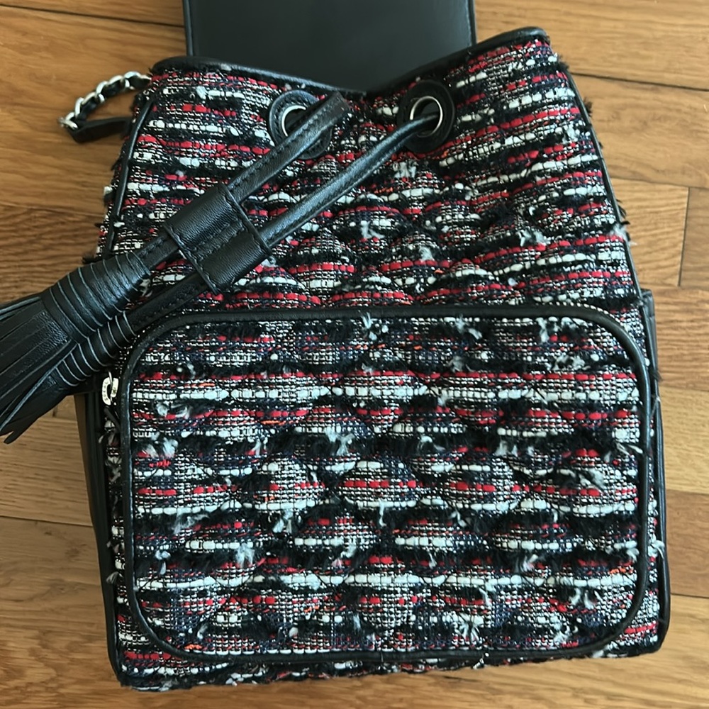 Tory Burch Fleming red/black tweed /leather backpack - Picture 6 of 7